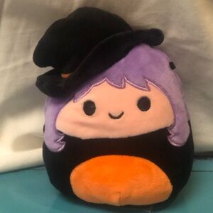 Madeleine Squishmallow Witch Purple Orange Black 7” Tall from Top of Hat